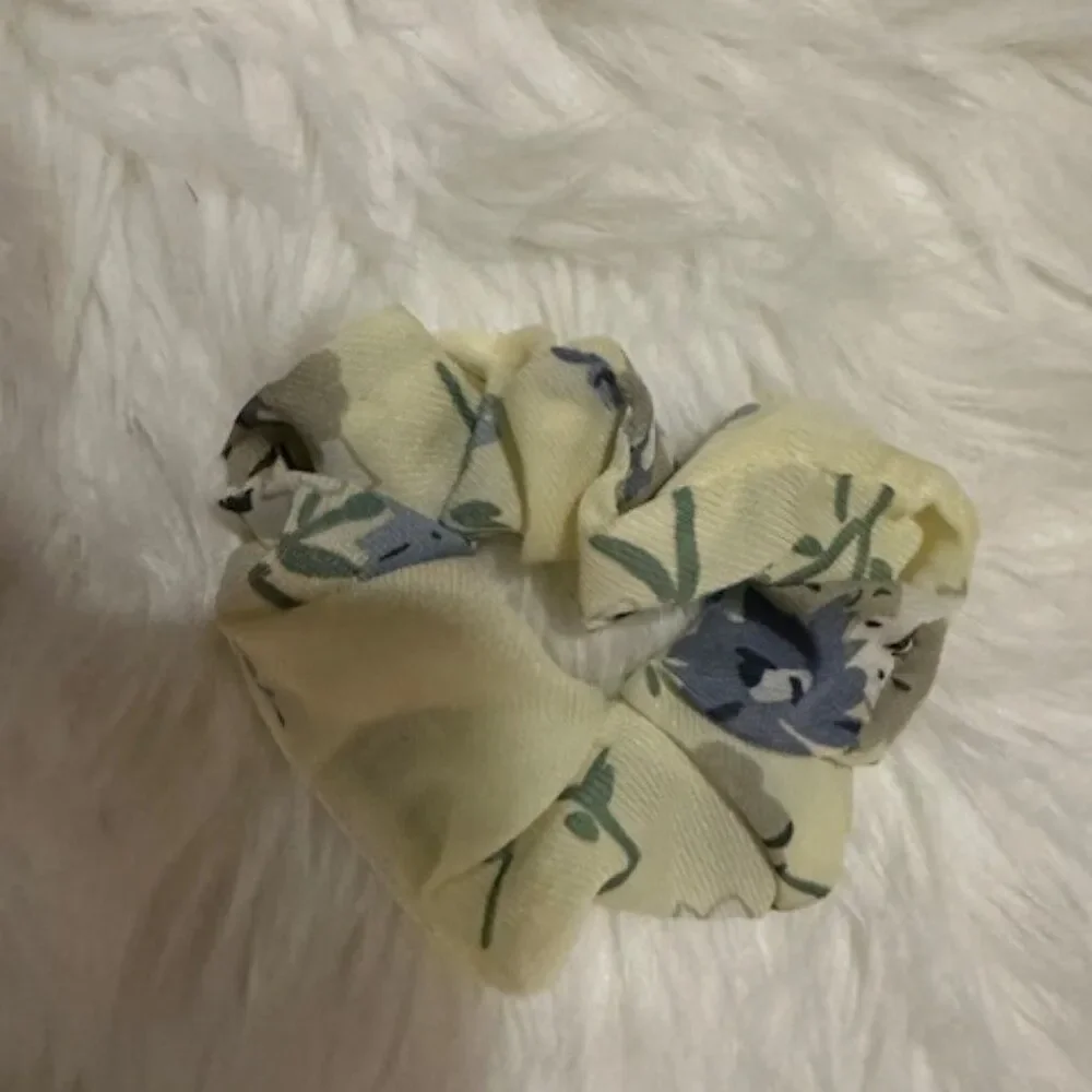Ivory with Blue Flower Chiffon Scrunchie   7936 Handmade NWT Boutiqu